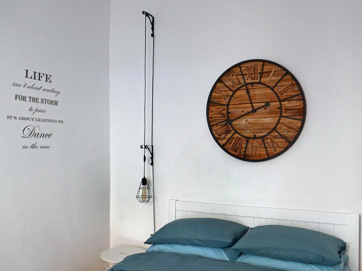 Romantic Apartment On Rynok Square With Air-Conditioning Lviv Bagian luar foto